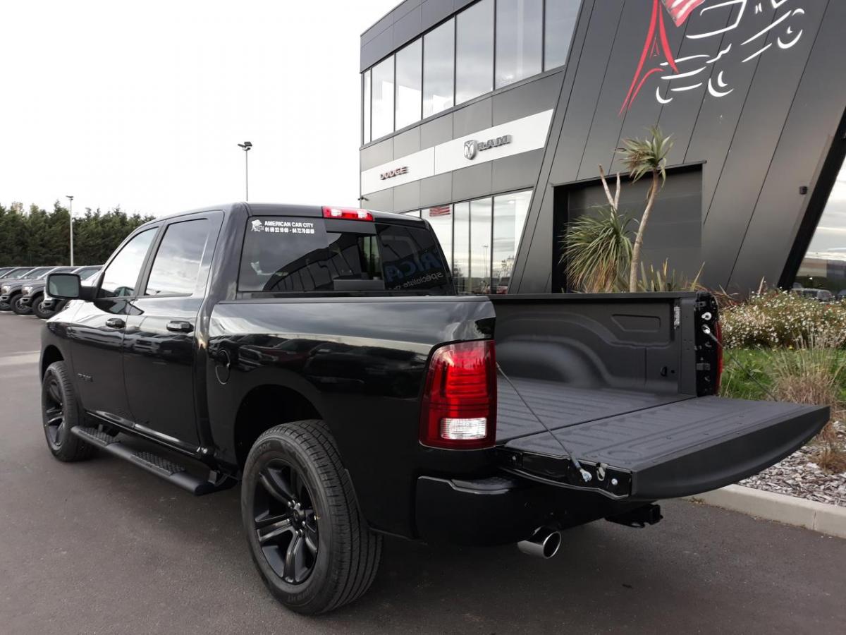 Dodge Ram Crew Sport Classic Black Edition Neuf 3608 American Car City