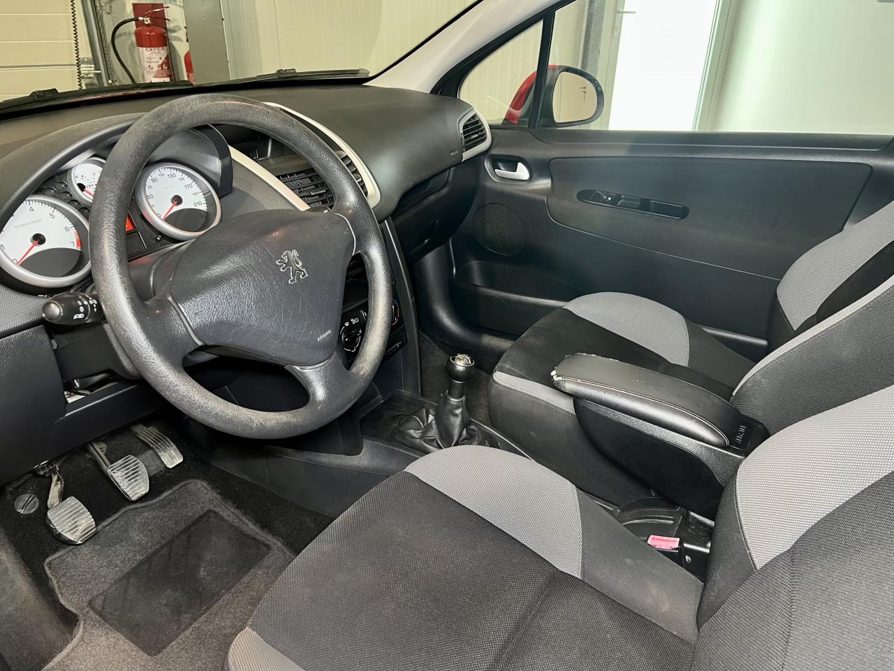 INTERIOR PEUGEOT 207 PHASE 1 