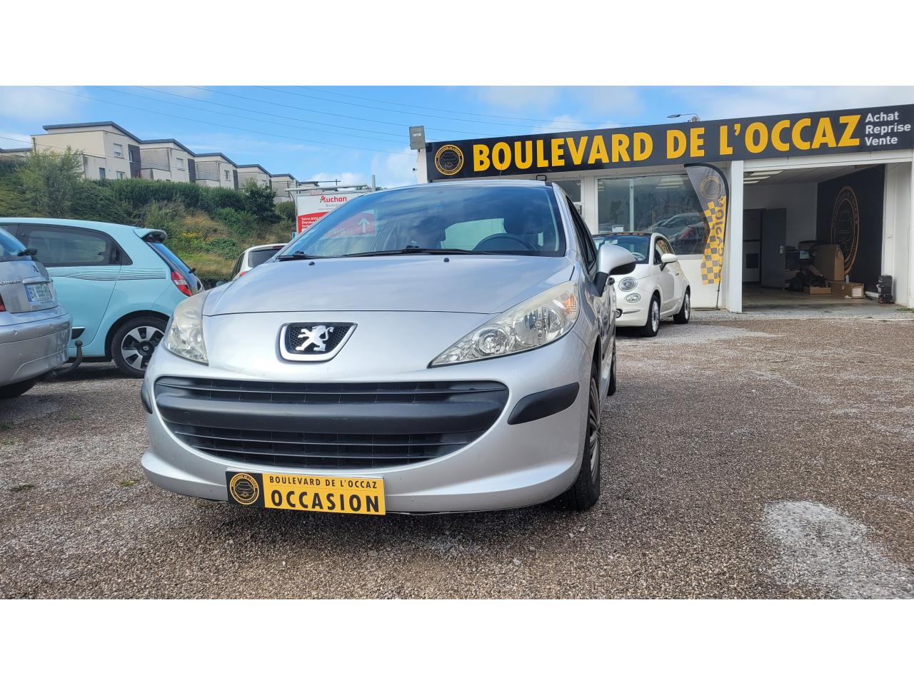 PEUGEOT-207- 1.4i  BERLINE Urban PHASE 1